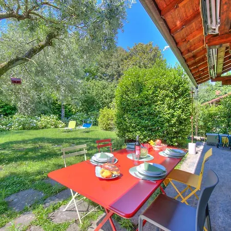 Holiday home Casa Oliva Garden And Relax - Happy