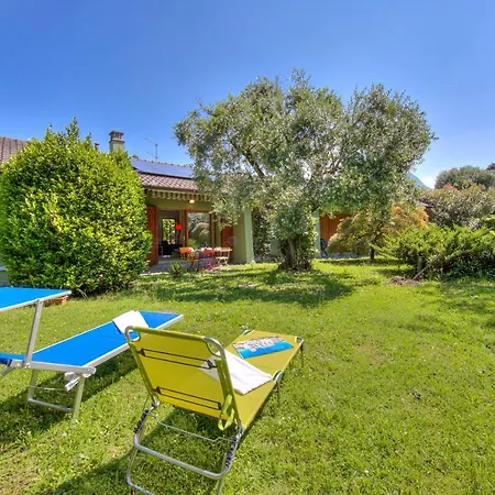 Holiday home Casa Oliva Garden And Relax - Happy