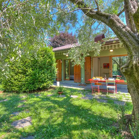 Casa Oliva Garden And Relax - Happy Holiday home