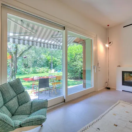 בית נופש Casa Oliva Garden And Relax - Happy לבנו